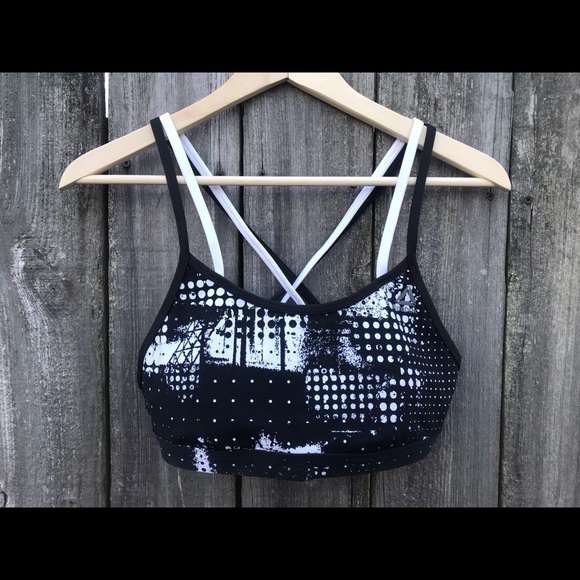 Reebok Other - Reebok black & white strappy sports bra